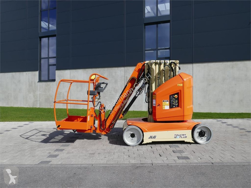 Plataforma elevadora JLG 12E