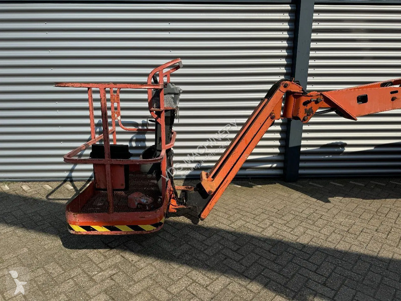Piattaforma aerea JLG Hoogwerker Knikarmhoogwerker