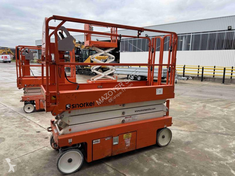 منصة تلسكوبية Snorkel SE3220E