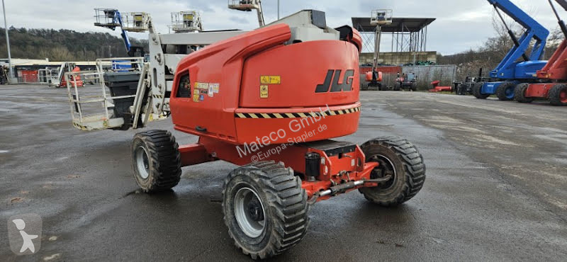 Piattaforma aerea JLG 450AJ