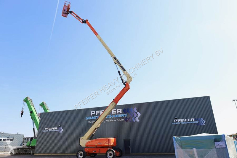 Hoogwerker JLG Diesel, 4x4x4 Drive, 40.1m...
