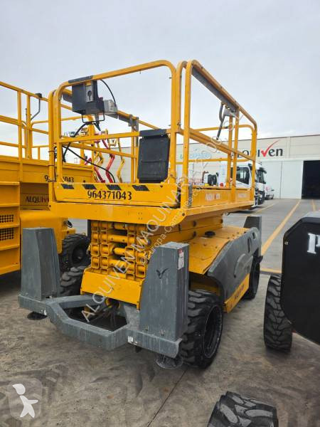 Plataforma elevadora Haulotte Compact 12 dx año...
