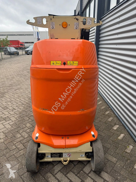 Piattaforma aerea JLG 10E