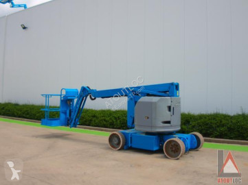 Nacelle automotrice articulée Genie