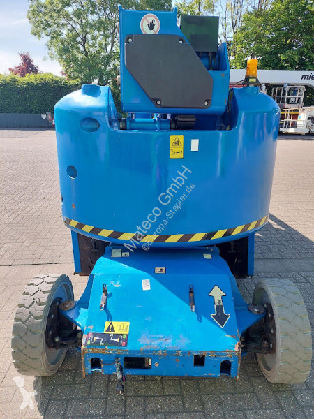 Piattaforma aerea JLG