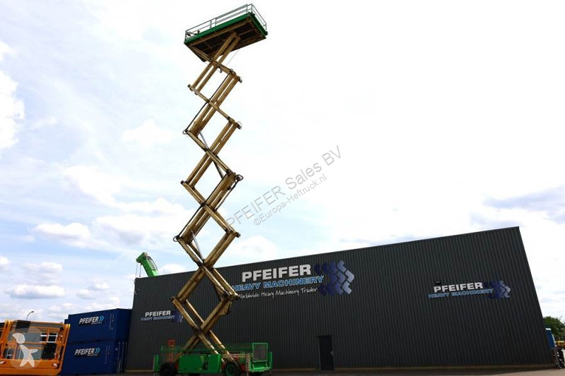 منصة تلسكوبية Hollandlift Megastar...