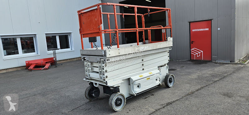 Piattaforma aerea JLG