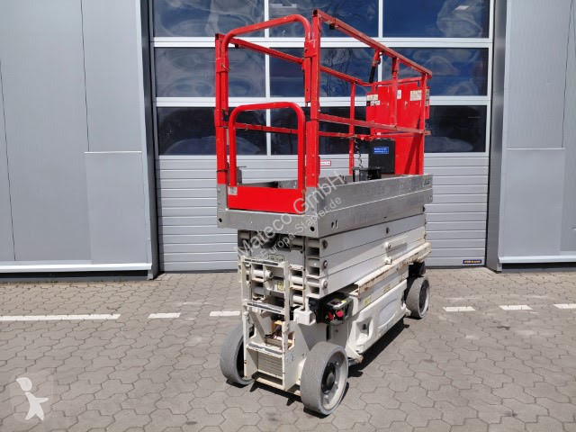 Piattaforma aerea JLG