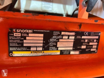 Nacelle automotrice Plate-forme ciseau Snorkel