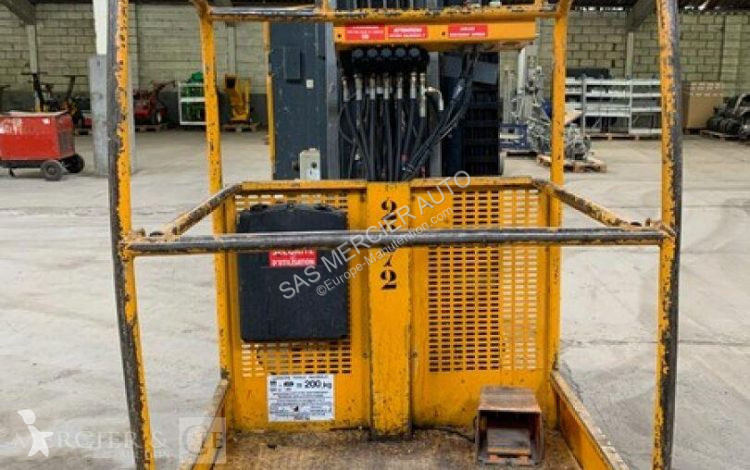 Nacelle Manlift nacelle a mat vertical...