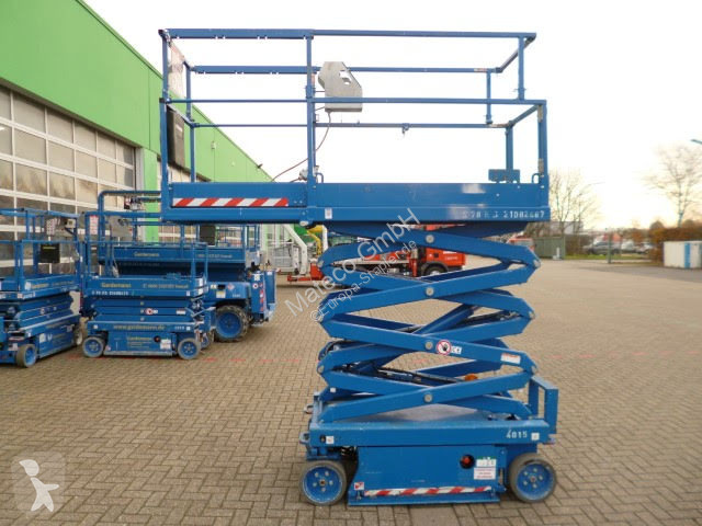 Piattaforma aerea Skyjack SJIII 3219