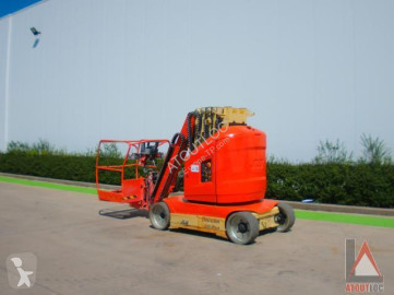 Nacelle automotrice Mât vertical JLG