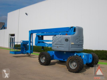 Nacelle automotrice articulée Genie