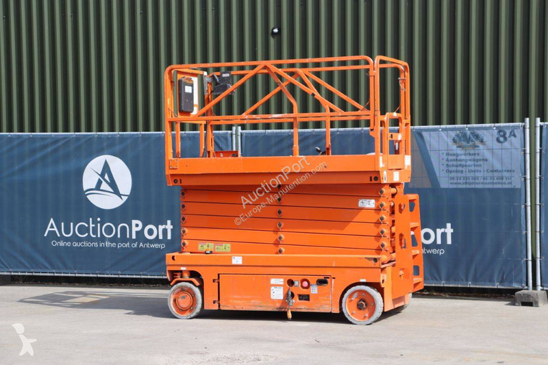 Piattaforma aerea PB PB S140-12EC