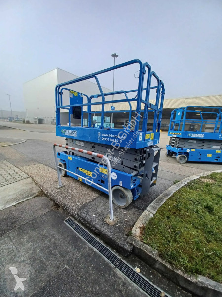 منصة تلسكوبية Genie GS 2646