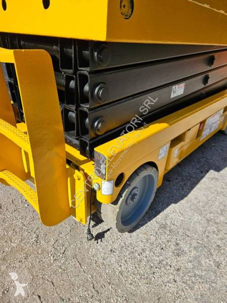منصة تلسكوبية Haulotte Compact 10 N