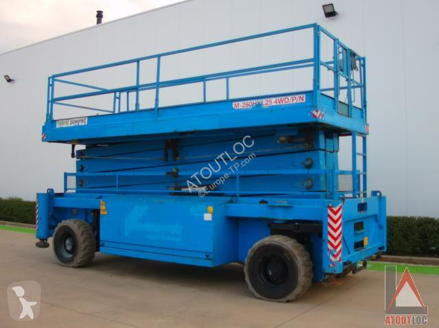 منصة تلسكوبية Hollandlift  M250DL27