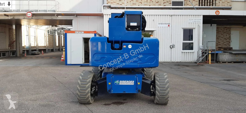 منصة تلسكوبية Niftylift HR 28 Hybrid 4x4