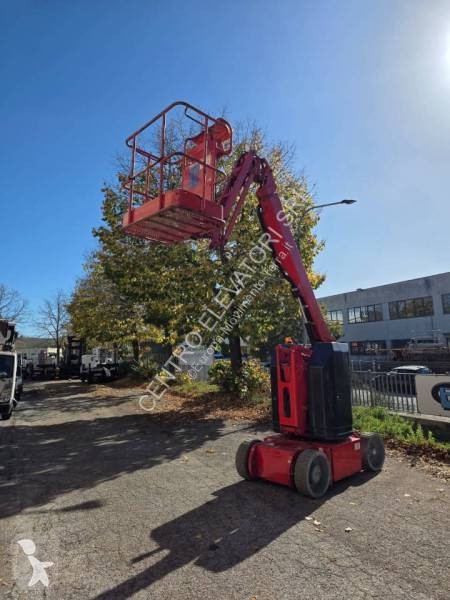 منصة تلسكوبية Genie Z 30/20 NRJ