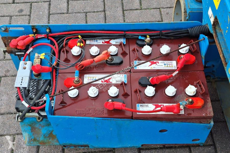 منصة تلسكوبية Genie E-Drive Several In Stock,...