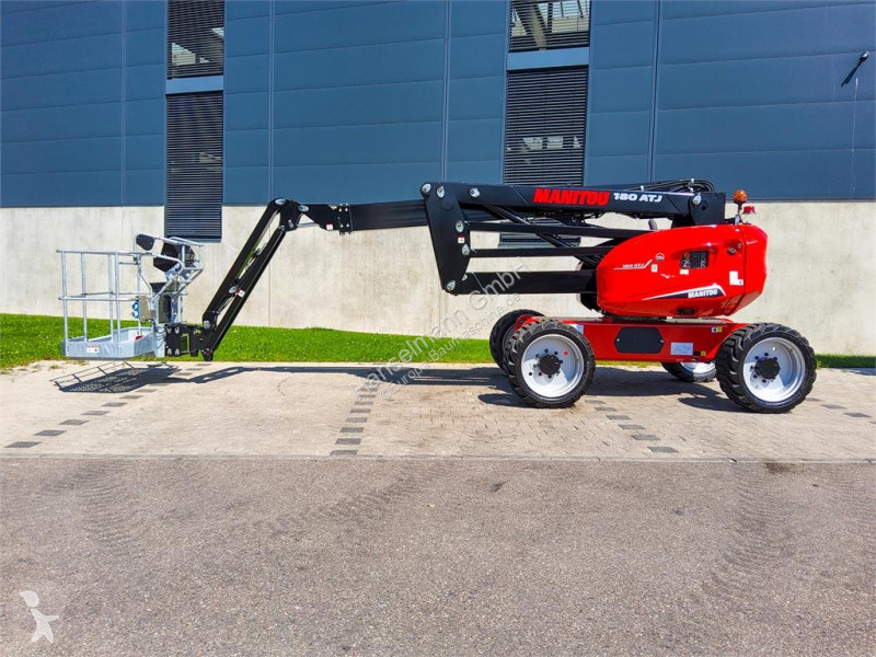 منصة تلسكوبية Manitou