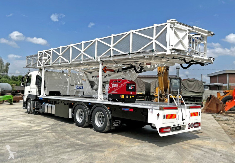 منصة تلسكوبية Volvo FM380 6X4 NEW MODEL