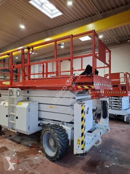 منصة تلسكوبية Genie GS4390