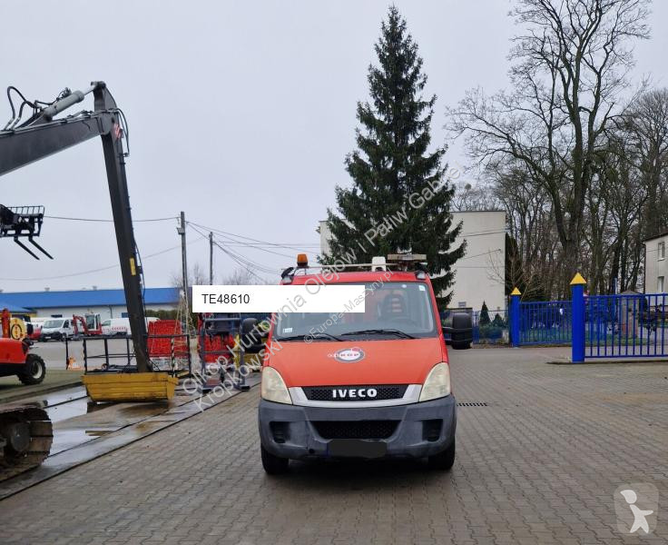 منصة تلسكوبية Iveco MX200