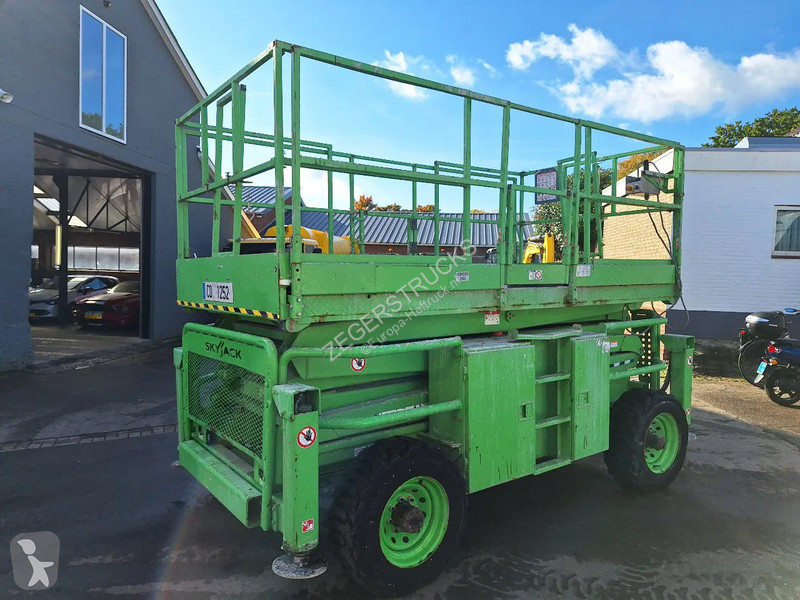 Hoogwerker Skyjack SD 8831