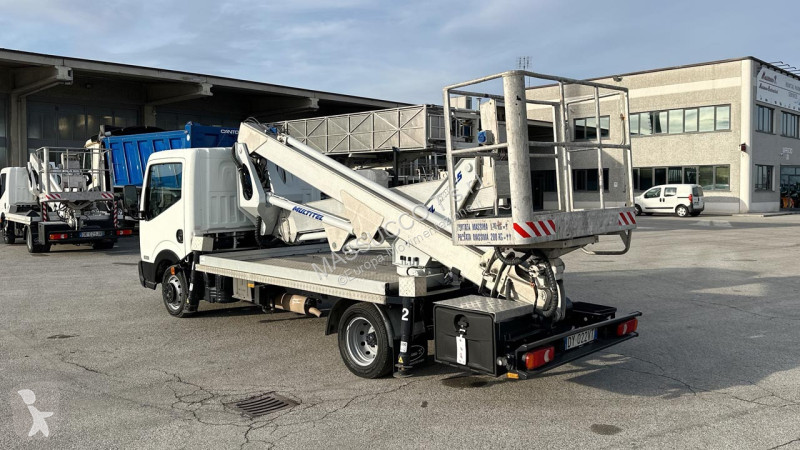 Lift Nissan 35.11 MX 225