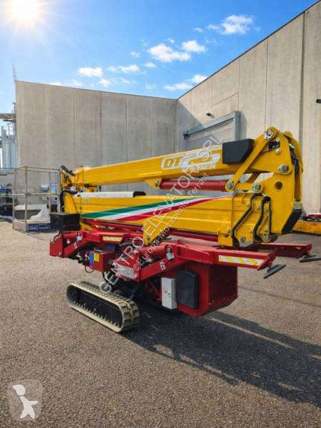 منصة تلسكوبية Cela DT Crawler 25