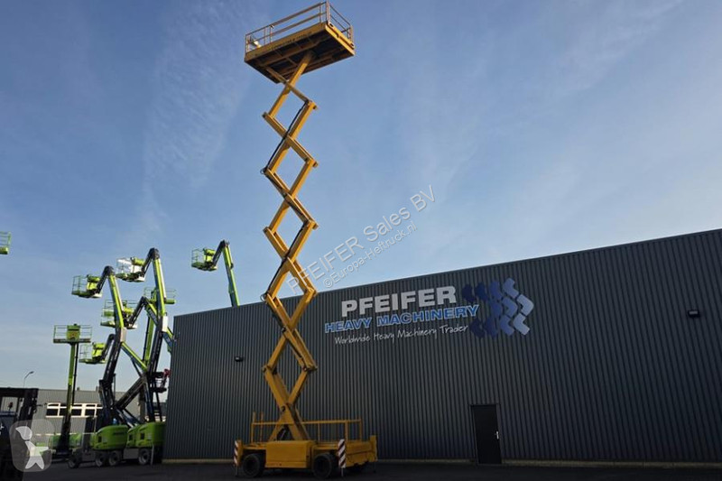 منصة تلسكوبية Hollandlift Combistar B-195DL25...