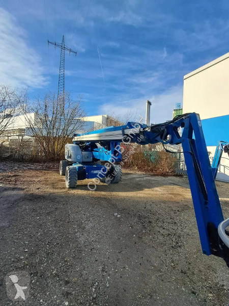 منصة تلسكوبية Niftylift HR 28 Hybrid 4x4