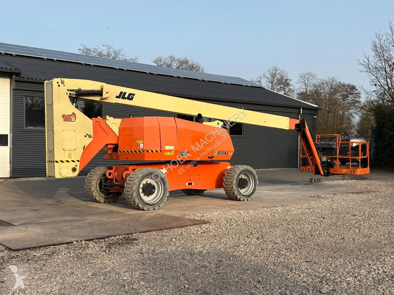 منصة تلسكوبية JLG H800 HYBRID