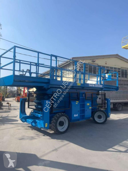 منصة تلسكوبية Genie GS-5390
