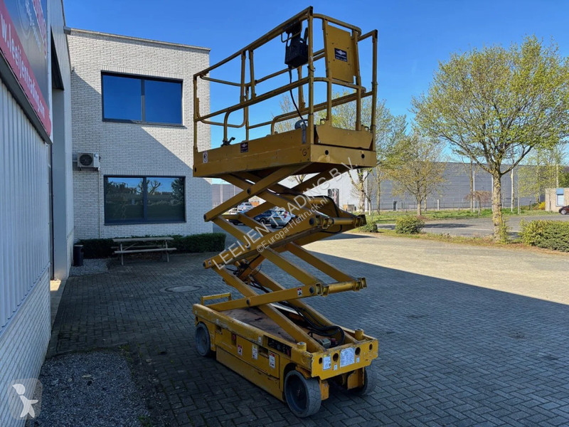 منصة تلسكوبية Haulotte Electric scissorlift,...