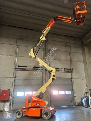 Nacelle automotrice télescopique JLG