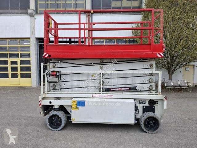 منصة تلسكوبية Hollandlift HL-190 E12