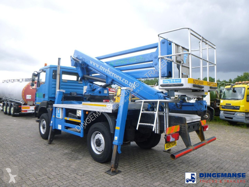 شاحنة MAN TGM 13.240 4X4 RHD manlift / work...