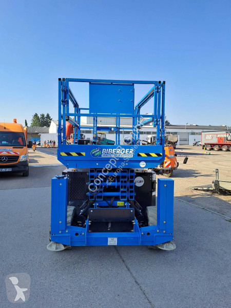 Vysokozdvižná plošina Genie GS 3369 RT