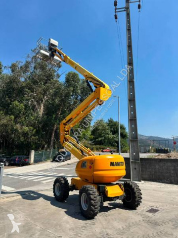 منصة تلسكوبية ذاتية الحركة Manitou