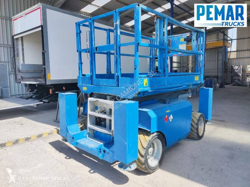 منصة تلسكوبية Genie GS3268RT