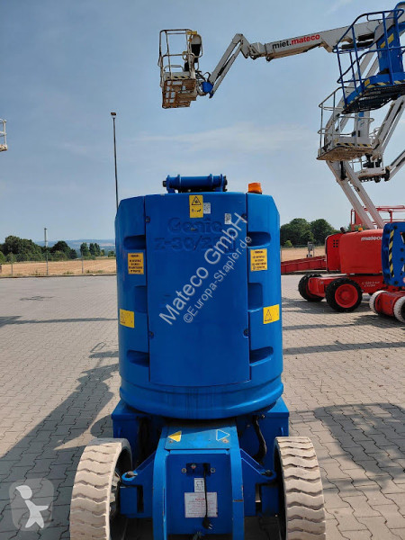 منصة تلسكوبية Genie Z30/20N