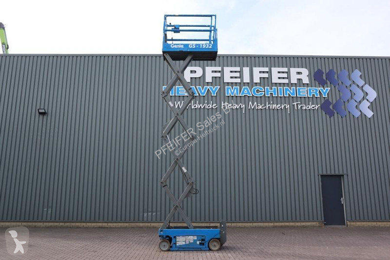 منصة تلسكوبية Genie Electric, Working Height...