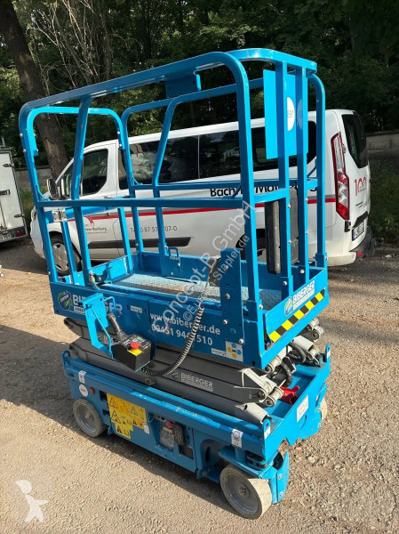 منصة تلسكوبية Genie GS 1932m