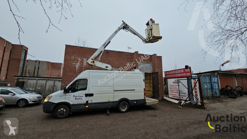 Автовышка Iveco Daily
