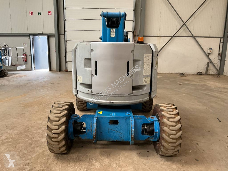 منصة تلسكوبية Genie Z 34/22