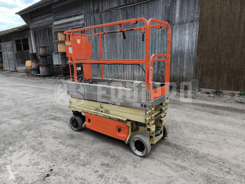 Plataforma elevadora JLG