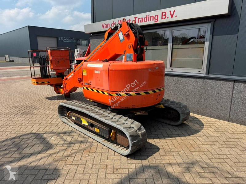 Автовышка Hitachi HX99B-2