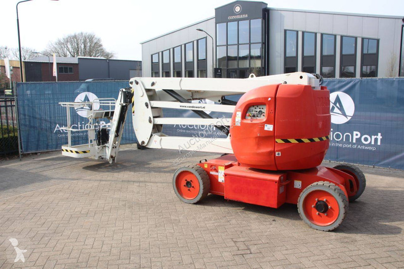 Manitou 150 AETJ Compact aerial platform